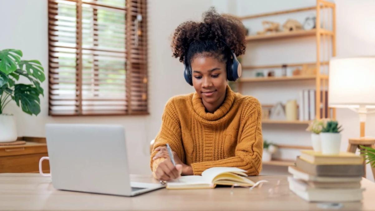 Pourquoi les mots-clés de 6+ mots fonctionnent mieux sur mobile en 2024